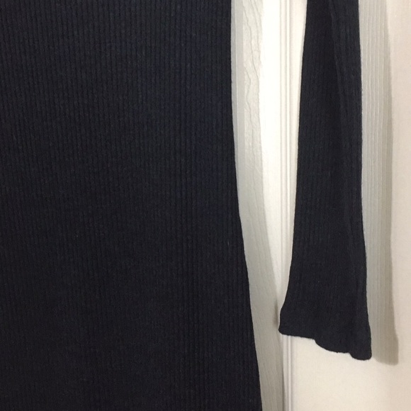 🛎 Splendid cold shoulder sweater dress medium (N) - Picture 4 of 6